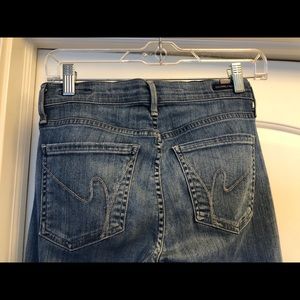 Women’s jeans
